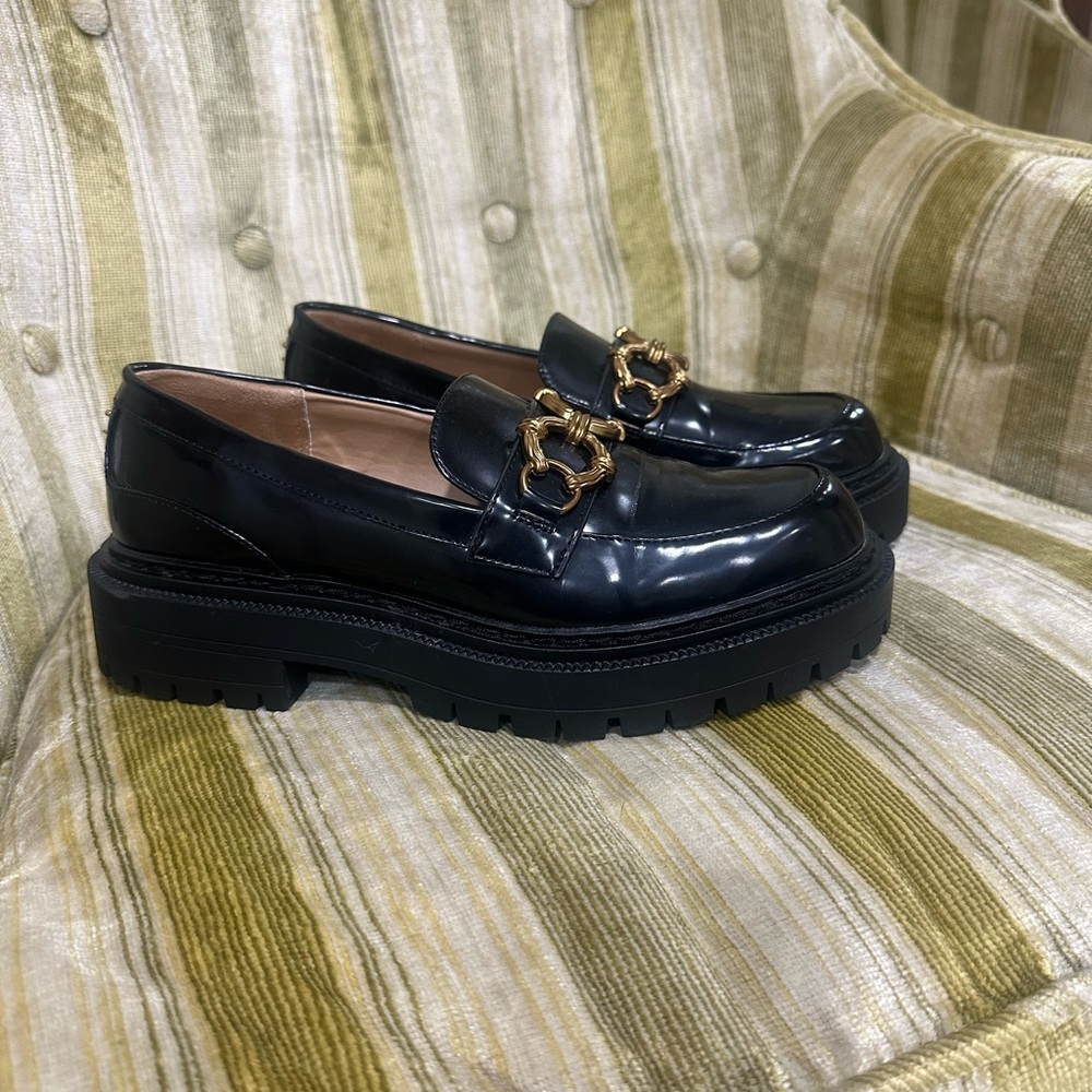 Circus NY Brooklyn Platform Loafers with Gold Chain Detail 8.5